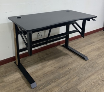 Height adjusted Table