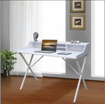 COMPUTER TABLE