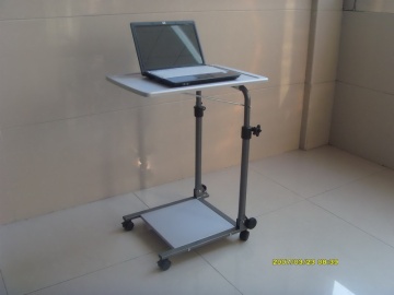 Laptop desk