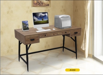 COMPUTER TABLE