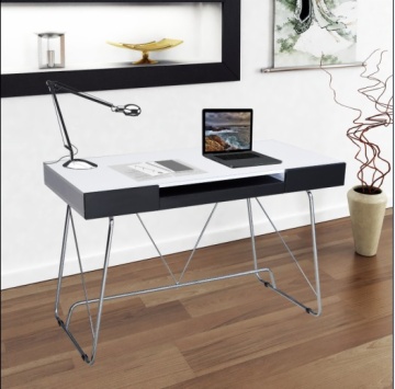 COMPUTER TABLE