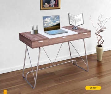 COMPUTER TABLE